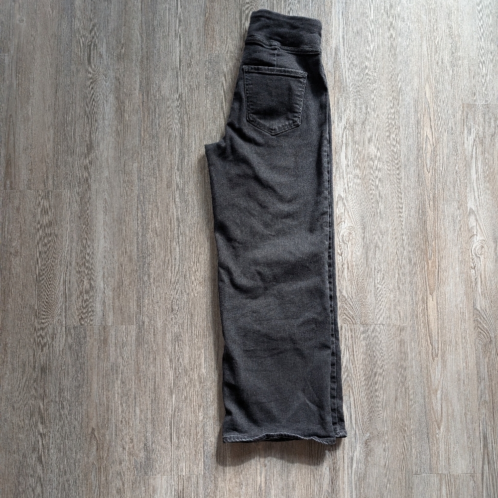 Old Navy Black Flare Women's Jeans - Picture 2 of 4